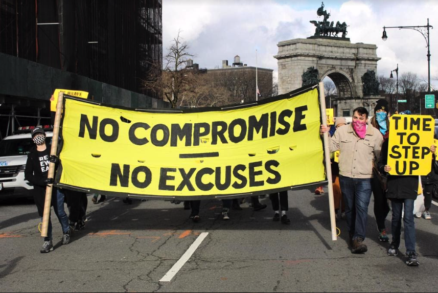 Sunrise Movement Tells Schumer: No Compromises, No Excuses